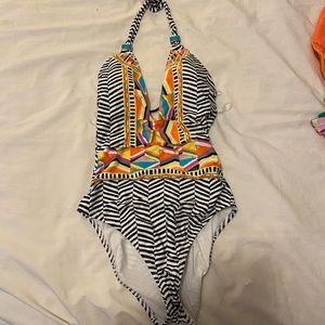Gorgeous Trina Turk One Piece 4 EUC